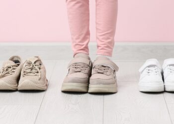 A Practical Parent’s Checklist for Navigating an Online Platform for Kids’ Shoes