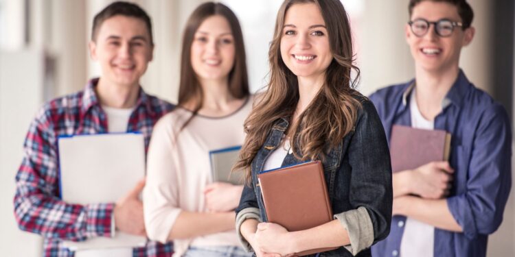 How To Deal With Assignment Deadline Pressure: 5 Tips for Student