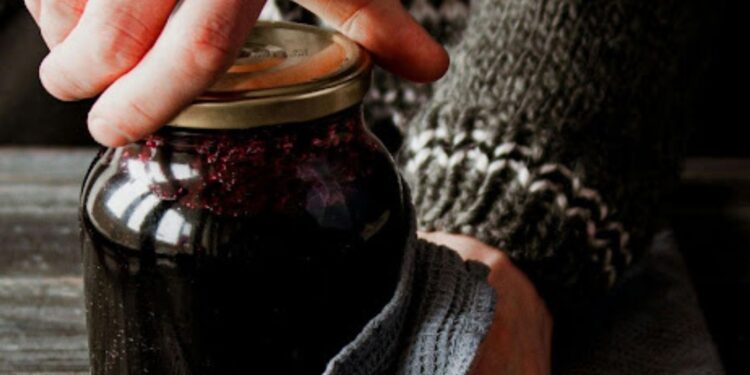 Why Jar Openers are the Perfect “Fridge Magnet Alternative” for Local Businesses 