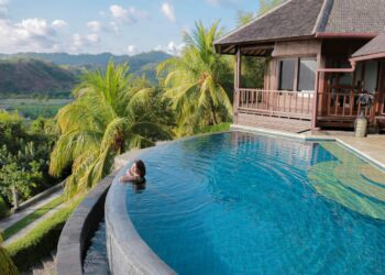 Stay Comfortable in Every Season: Heating Solutions and Pool Must-Haves