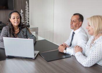 Ways a Fiduciary Financial Advisor in Scottsdale Helps Grow Your Wealth