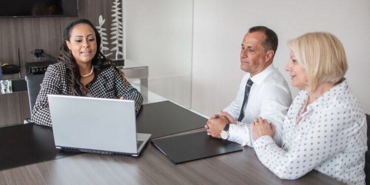 Ways a Fiduciary Financial Advisor in Scottsdale Helps Grow Your Wealth