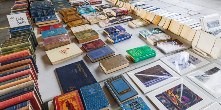 What We Can Learn About 80s Culture From Year Books 