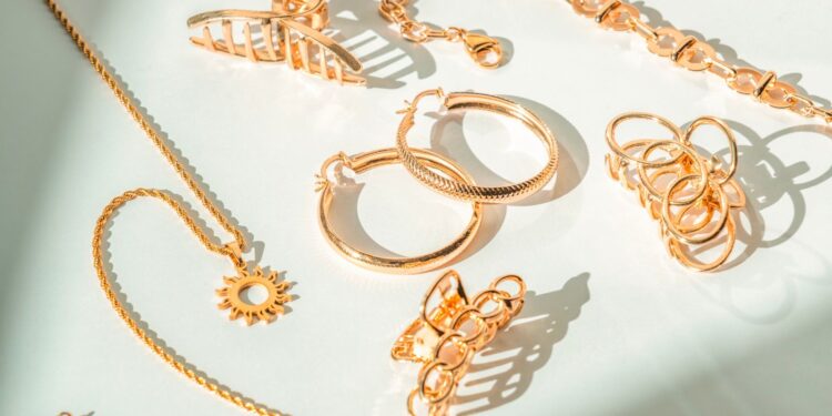 Gold earrings for women