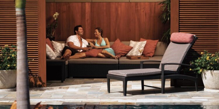 The Role of Couples Retreats in Rekindling Romance and Communication