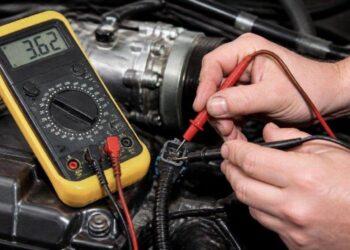 AC Compressor Clutch Not Engaging? A 5-Step Diagnostic Guide