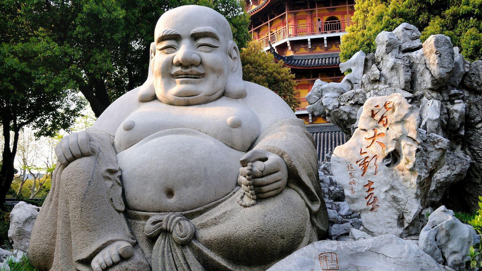 Buddha statue: antique or new—what should you *really* look for?