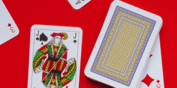 Spider Solitaire: What Happens When You Dive Into This Classic Game
