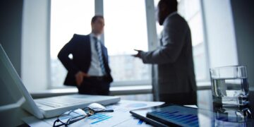 The Power of Objective Information When Decisions Matter
