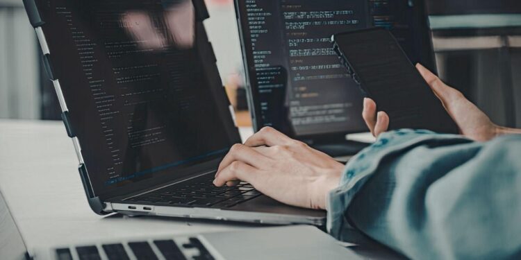 Remote Support Software Solutions Compatible with Mobile Devices
