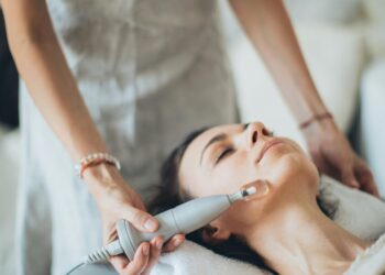 Ideal Approach for Scheduling Hydrafacial Treatments Before a Wedding