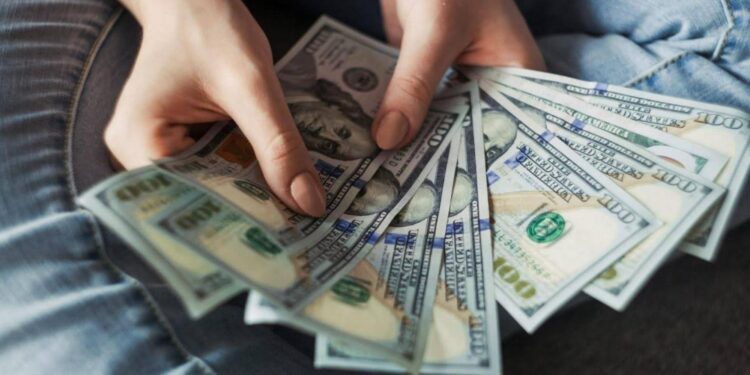 Planning your Finances for the Future: 6 Important Considerations