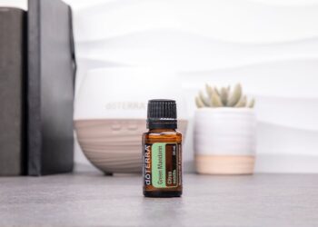 How Long Do Essential Oils Last? Your Wholesale Questions Answered