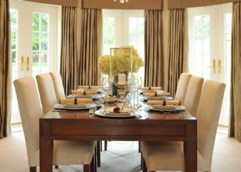 10 Must-Have Dining Room Furniture Pieces for a Smooth Back-to-School Season