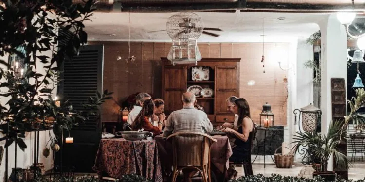 Back-to-School Dining Room Table Ideas for Family-Friendly Weeknight Meals